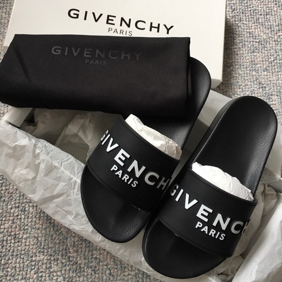 ❌SOLD❌ Givenchy black logo pool slides sandals 36 - Picture 1 of 1